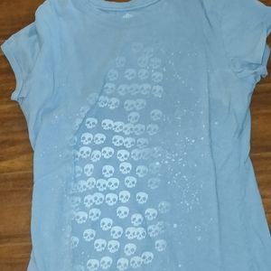 LOL | Faded Skulls T-shirt